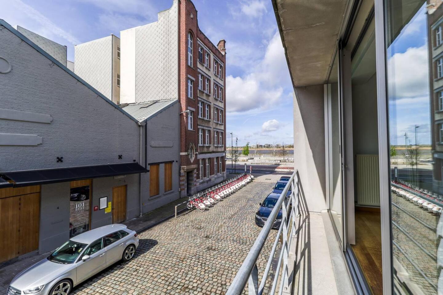 Scheldekaai Apartment *